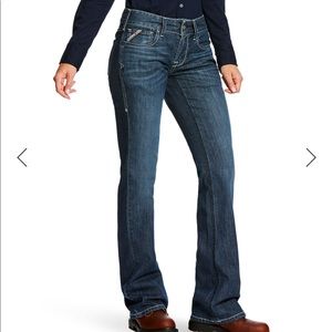 Ariat Womens FR Mid-rise Durastretch Duralight Ella Jean - size 25S